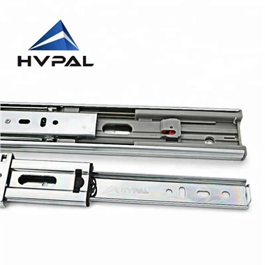 Tobogane cu închidere ușoară